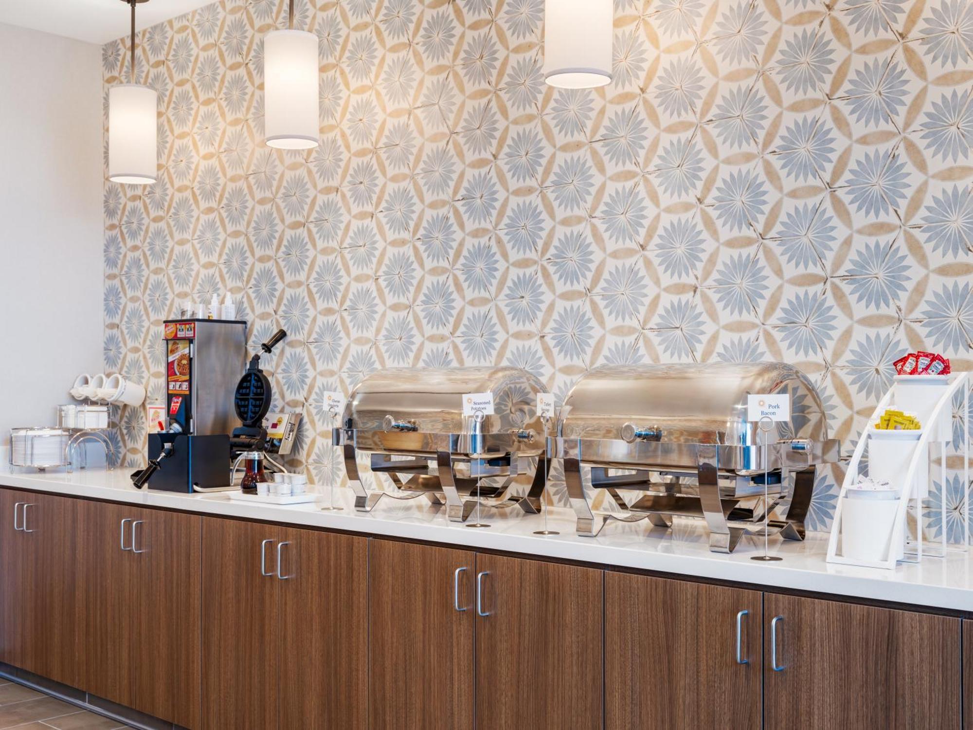 La Quinta Inn And Suites By Wyndham Линкольн Экстерьер фото
